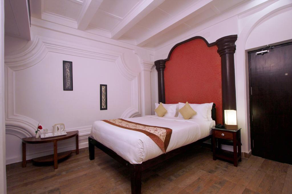 Le Chateau Puducherry Værelse billede